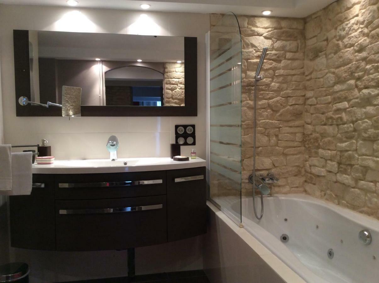 Clot De Felines Chambre Spacieuse Otel Entrevaux Dış mekan fotoğraf